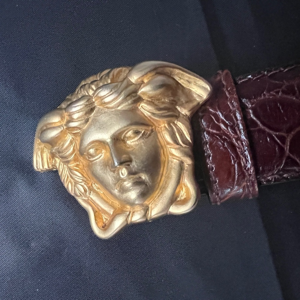 vintage Versace leather belt crocodile-embossed Medusa head brown adjustable - Picture 11 of 13